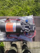 Pompa wody 12 V cisnieniowa 4,3 l SEAFLO do kampera