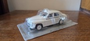 1/43 Warszawa 203 223 Taxi Kultowe auta PRL Deagostini 
