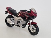 Maisto 1:18 - Yamaha TDM 850 model motocykla