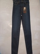 Spodnie marki LEVI’S 26/32