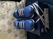 Geox buty 31 Sneakersy J Hoshiko B. A J845GA 0BC14
