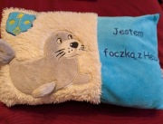 Maskotka poduszka foka Hel pozdrawia 36cm 