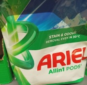 Kapsułki do prania koloru ARIEL Color Allin1 60szt