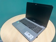 Laptop Asus R556L