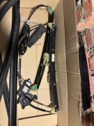 Mechanizm szyby lewy przód skoda octavia iii Rs