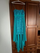 Sukienki wizytowe, moda, specjalne okazje 