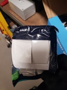 Wyłącznik podwójny Simon Akord