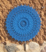 Mandala Serwetka Reliefowa 3D Bawełna Czariwna Tkań Niebieska 100 cm