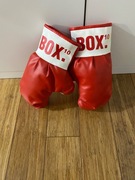 Czerwone rękawice bokserskie dekoracyjne