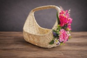 Koszyczek wielkanocny dekoracyjny – klasyczny, ręcznie zdobiony