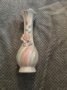 Ceramiczny wazon, z kwiatkiem, pastelowy