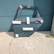 BMW 2 F45 drzwi lewy tył 