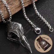 NASZYJNIK z wisiorkiem w kształcie czaszki kruka + stylowa torba.