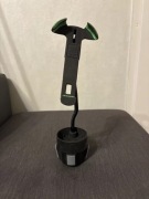 Uchwyt na telefon elastyczny samochodowy, montowany w miejsce na kubka