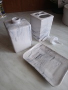 Nowy ceramiczny zestaw łazienkowy. 