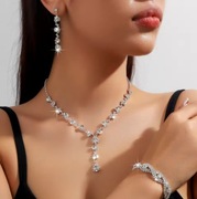 Zestaw Łańcuszek , kolczyki, bransoletka, bal maturalny, karnawał