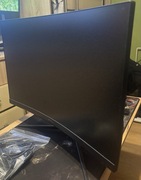 MSI G27C4 E3 – 27” | 180 Hz | 