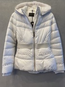 % GUESS Kurtka Zimowa Puchowa Biała Złote Napy Nowa S