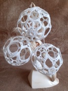 BOMBKI SZYDEŁKOWE RĘCZNIE ROBIONE 3 szt (7) 