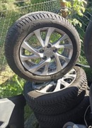 Nowe opony wielosezonowe 2024 r. toyota 16 cali