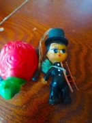 Stare zabawki gumowy kominiarz i gratis z PRLu