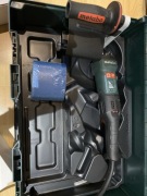 Metabo SE17-200RT Szlifierka satynowa Zestaw (1700W )