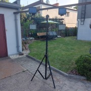 Stabilny metalowy statyw oświetleniowy (regulowany z belką poprzeczną)