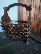 Stary francuski  drewniany koszyk gazetnik Vintage