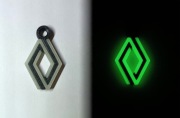 Brelok RENAULT Świecący W Ciemności Fluorescencyjny