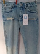 Nowe jeansy M Sara Skinny naszyte krótkie spodenki łańcuszek serce r. 29 L 