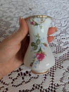 wazon flakon wazonik flakonik porcelanowy chodzież iwona złota róża