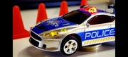 Mini samochodzik zdalnie sterowany policja powystawowy