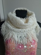 Komin biały z frędzlami 110 x 50 cm