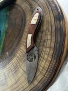 Nóż do skórowania myśliwski stal damasceńska