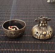 Dyfuzor Kadzideł Feng Shui Kadzielnica Bóg Bogactwa