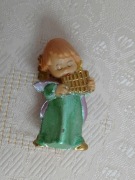 Figurka - aniołek grający na fletni - 5 cm