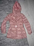 Kurtka długa różowa damska Guess z kapturem i paskiem