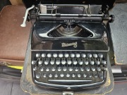 Maszyna niemiecka stara do pisania Rheinmetall