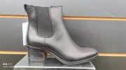 BOTKI DAMSKIE  GINO ROSSI r.37/23 cm Hurtownia butów markowych