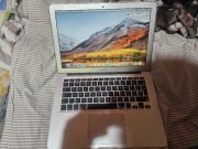 Apple macbook air 1466 i5