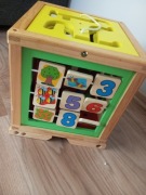 Pchacz jeździk drewniany kostka edukacyjna