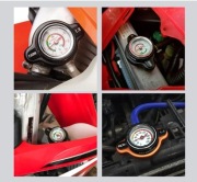 Korek nakretka chlodnicy termometrem KTM EXC 250Tpi EXC 300Tpi