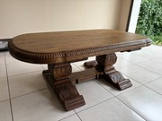 Ława z litego drewna – ręcznie rzeźbiona, solidna, klasyczny styl