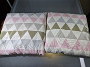 Dwie Poduszki Dekoracyjne IKEA Annebet 40x40 Trójk