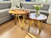 Dwa stoliki kawowe z litego drewna – idealne do salonu i jadalni