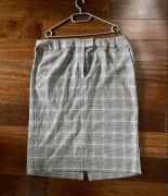 48 20 4XL M&S ołowkowa spódnica prosta wyszczuplająca w kratkę biurowa