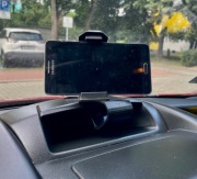 Uchwyt Baseus na telefon na deske rozdzielczą