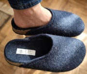 Granatowe Kapcie Filcowe UP2 Fashion – Rozmiar 44 