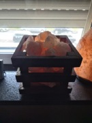 LAMPA SOLNA HIMALAJSKA KOSZ JONIZATOR OCZYSZCZACZ POWIETRZA LAMPKA DO BIURA