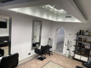 Wynajmę stanowisko fryzjerskie